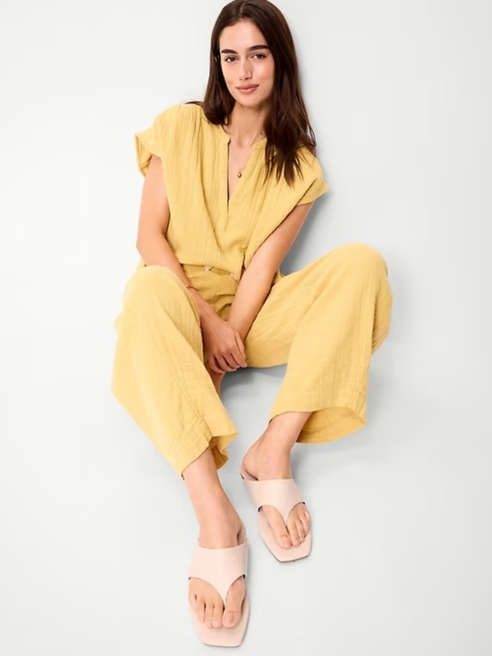 Old Navy Wide Thong Sandals